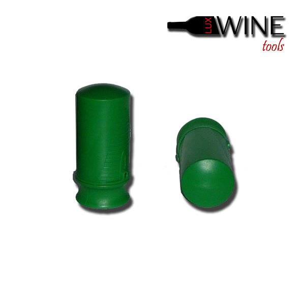 Pulltex wine aroma saver with built-in vacuum pump, functioning as a stopper preserving bouquet and freshness of wine